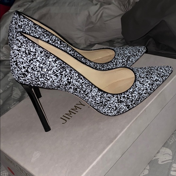 Jimmy Choo - Picture 3 of 5